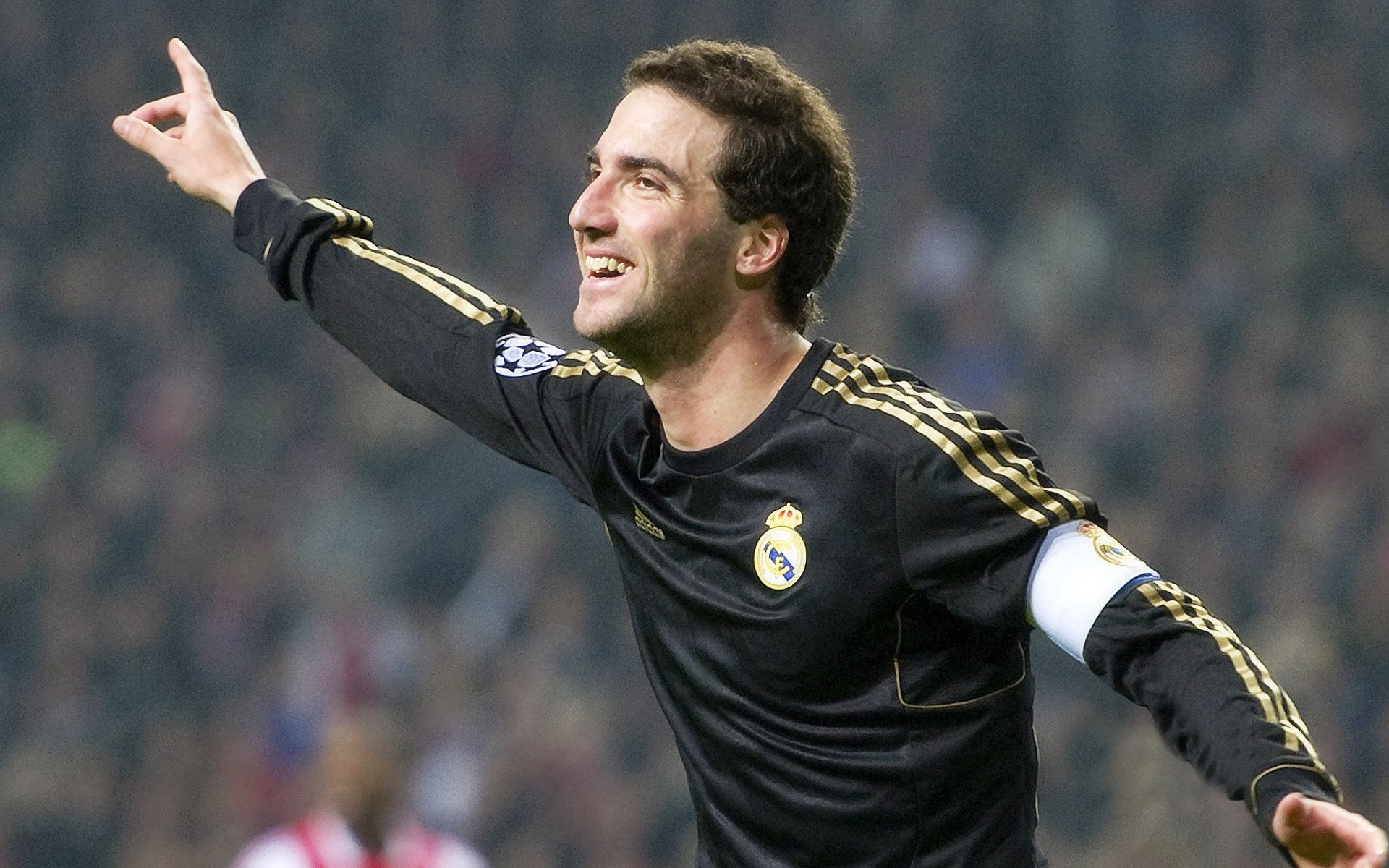 “英超賽場燃爆！關(guān)鍵比賽影響榜單走勢”，英超比賽分析